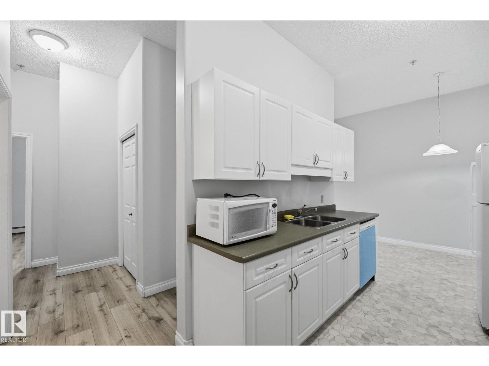 11446 40 Av Nw Nw Property Photo 7