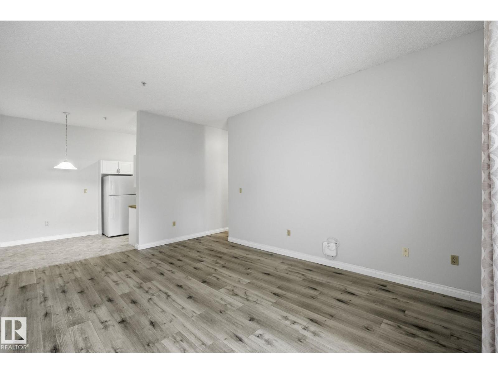 11446 40 Av Nw Nw Property Photo 16