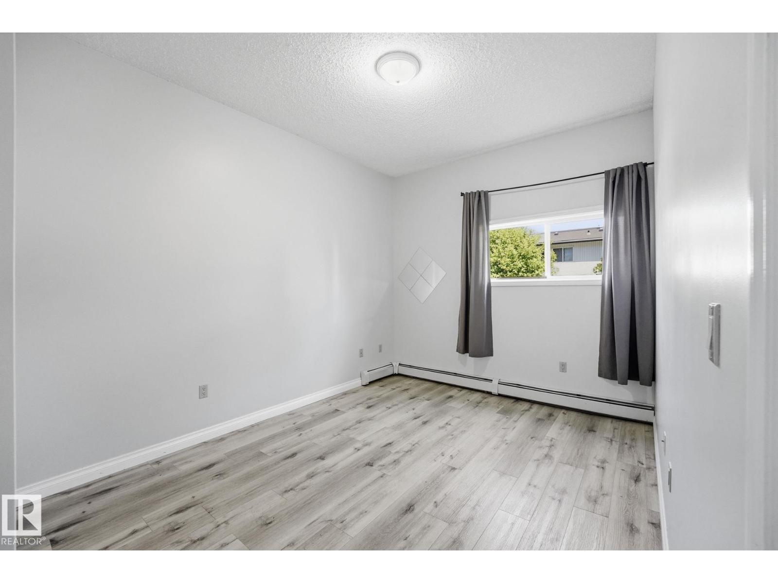 11446 40 Av Nw Nw Property Photo 17