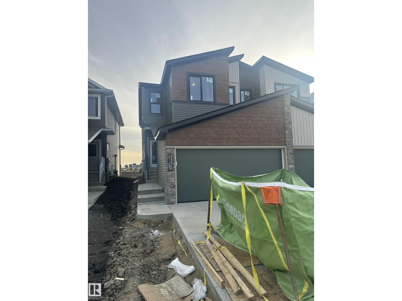 5661 Hawthorn WY SW Property Photo 1