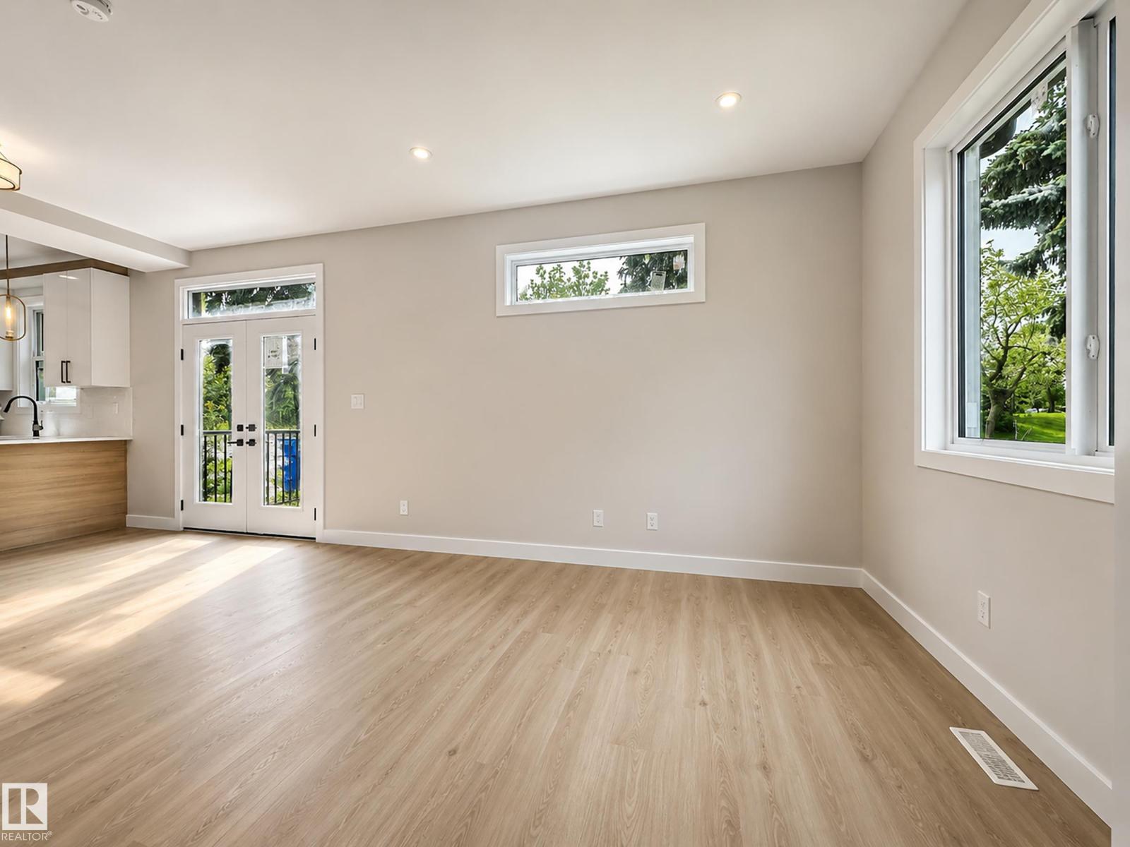10627 149 St Nw Property Photo 9