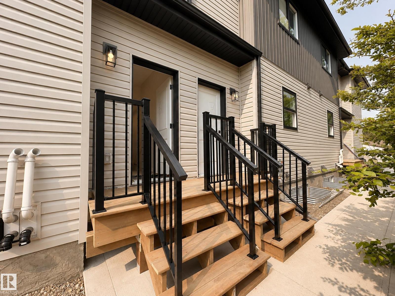 10627 149 St Nw Property Photo 21