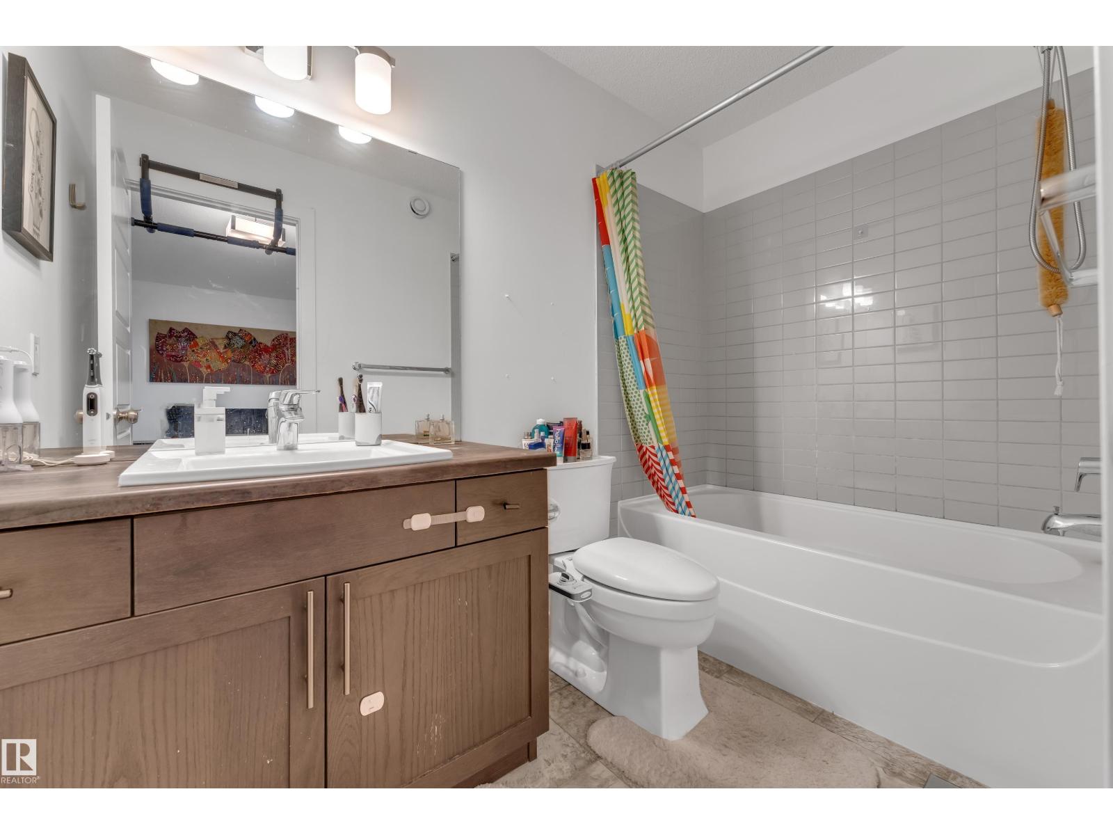 16052 11 Av Sw Sw Property Photo 16