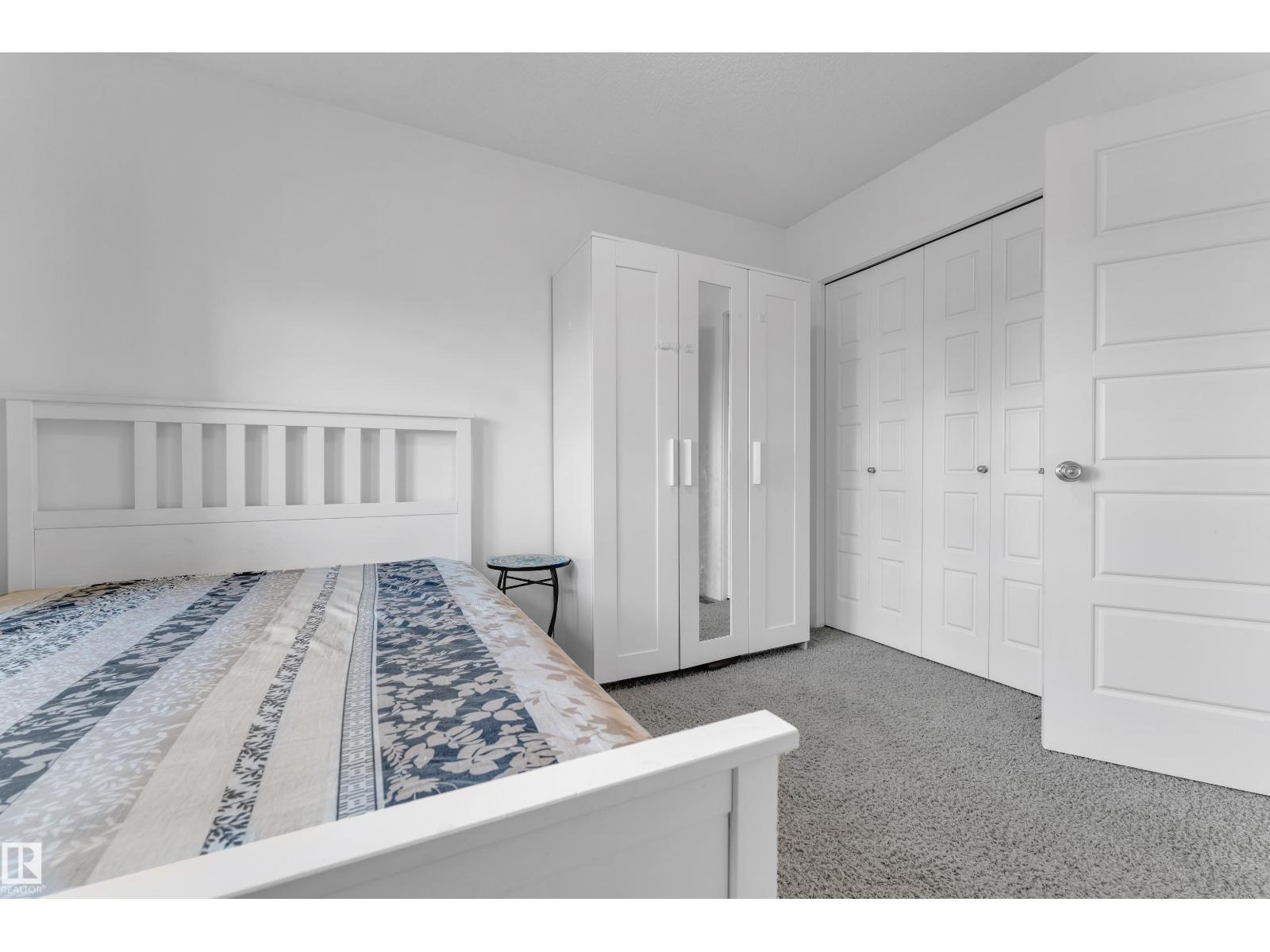 16052 11 Av Sw Sw Property Photo 21