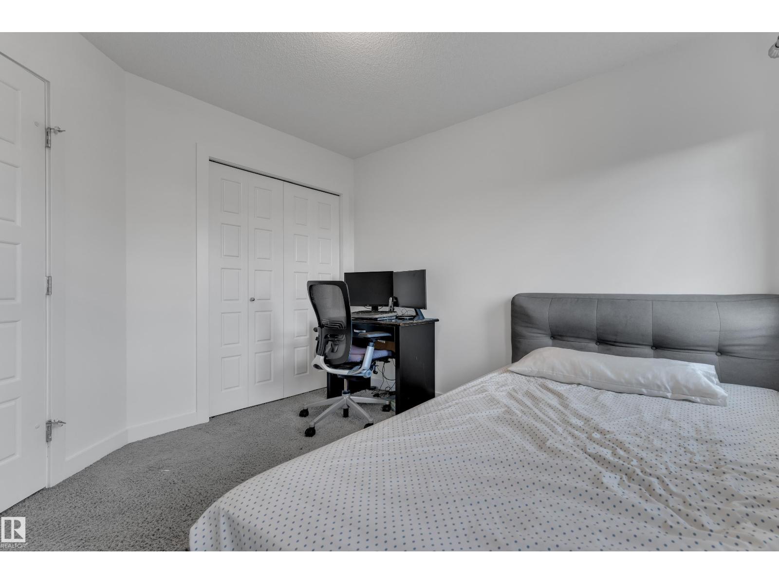 16052 11 Av Sw Sw Property Photo 23