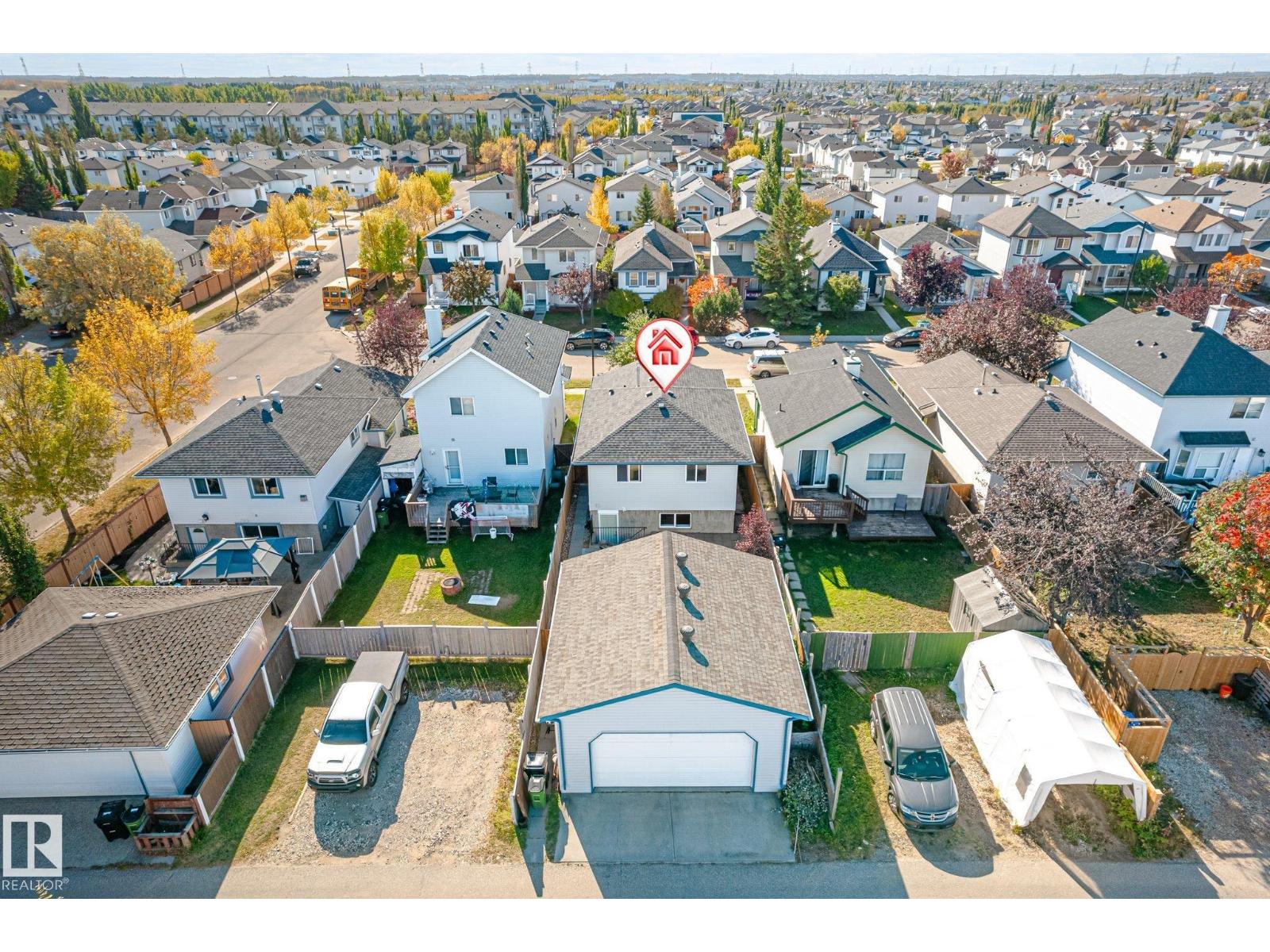 1908 36 Av Nw Property Photo 3