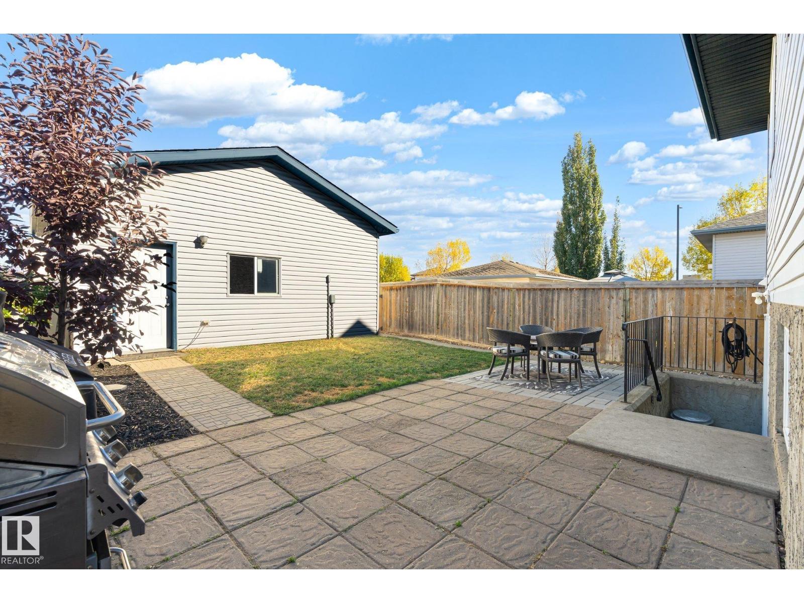 1908 36 Av Nw Property Photo 34