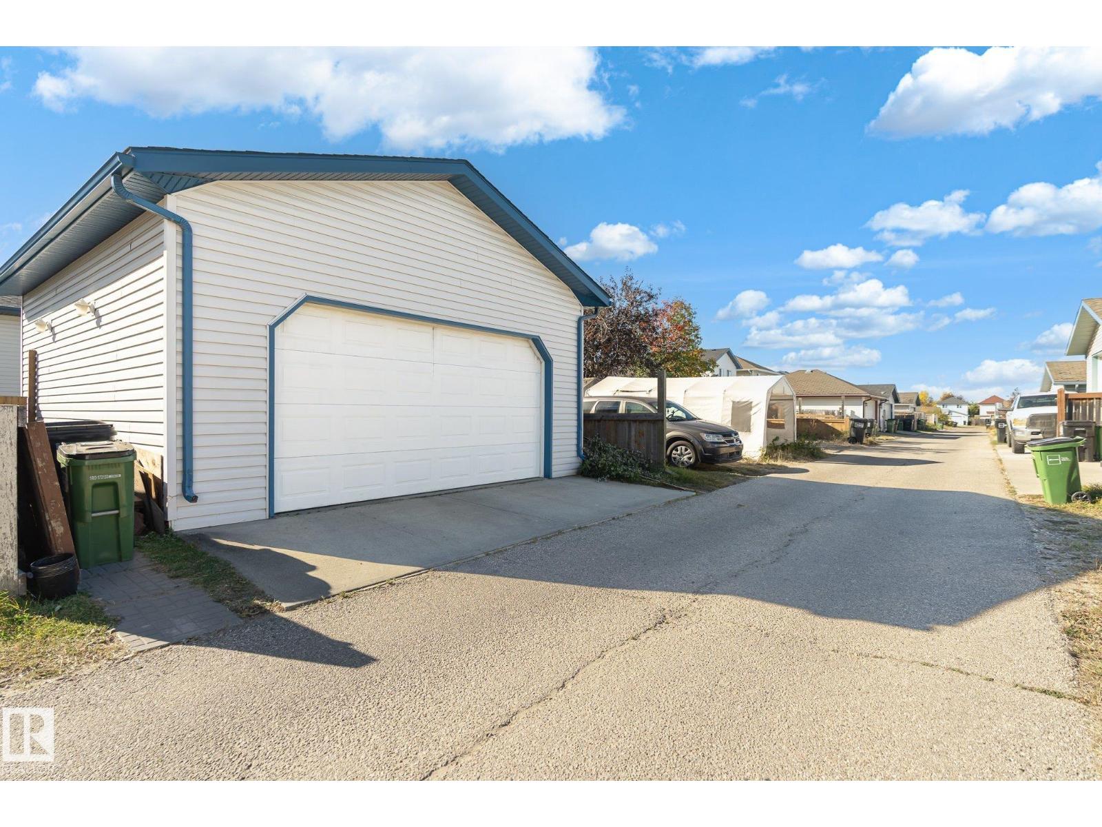 1908 36 Av Nw Property Photo 41