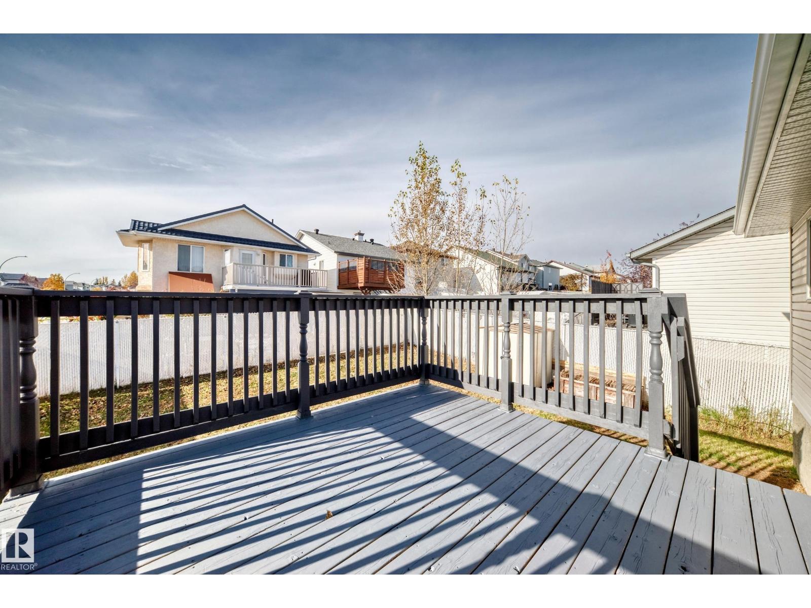 15104 45 St Nw Property Photo 6
