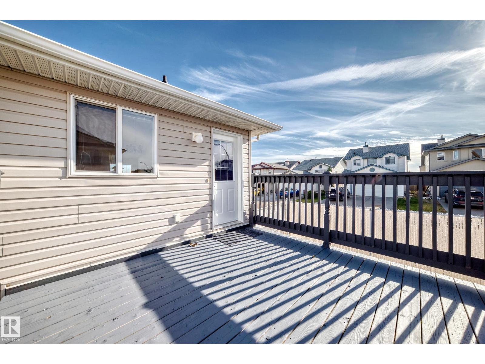 15104 45 St Nw Property Photo 7
