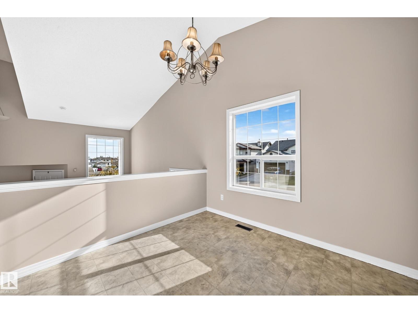 15104 45 St Nw Property Photo 13