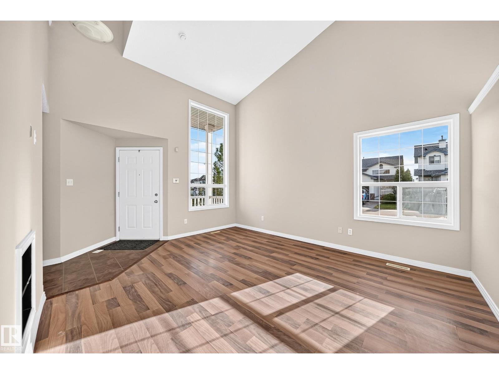15104 45 St Nw Property Photo 21