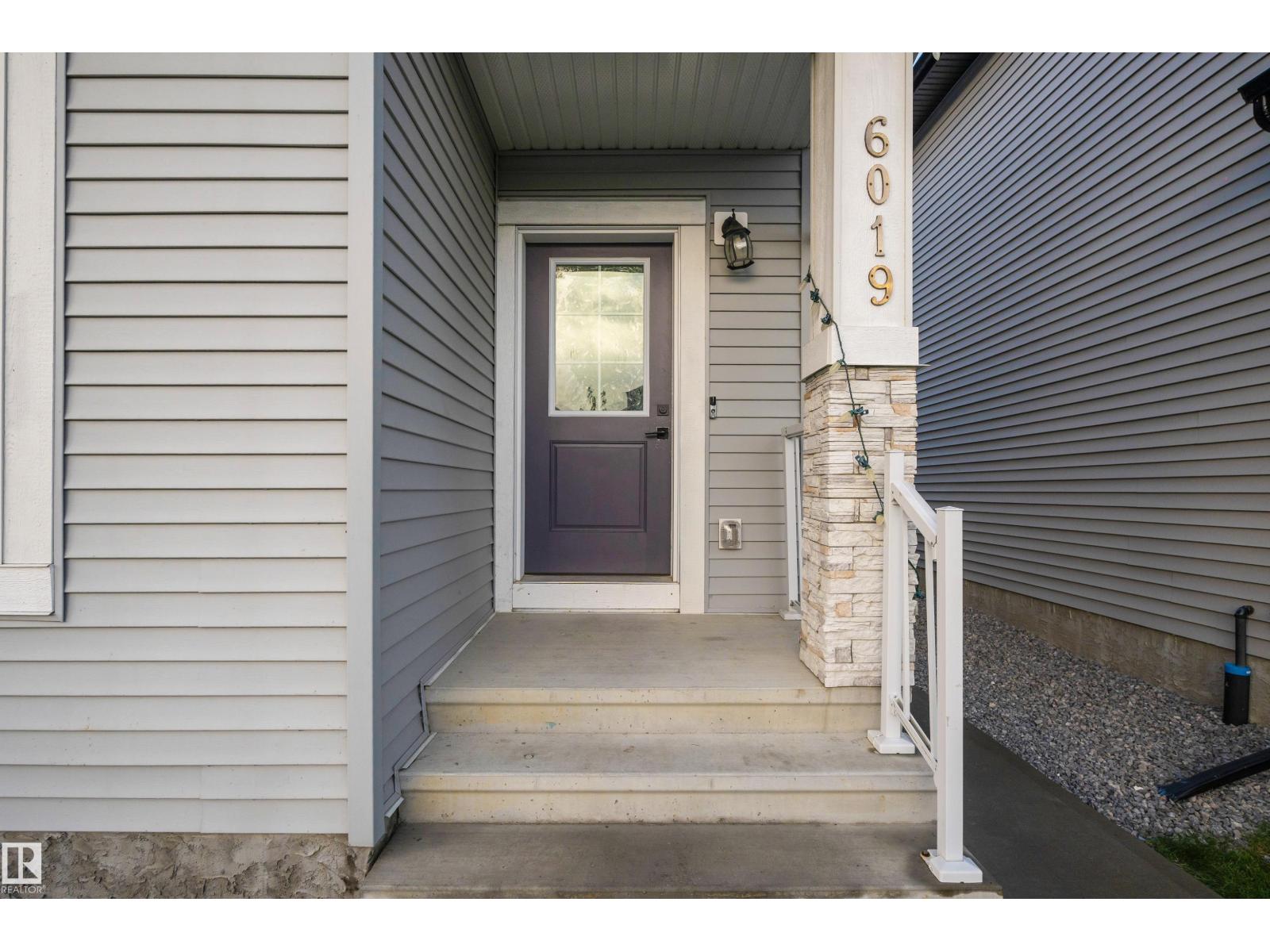 6019 180 Av Nw Property Photo 3