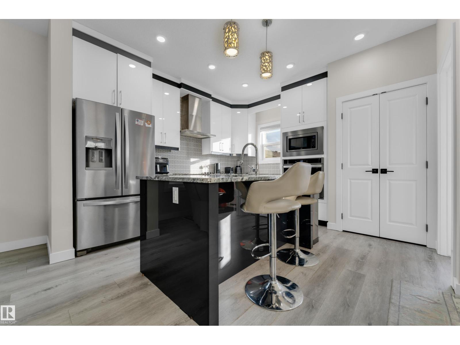 6019 180 Av Nw Property Photo 16