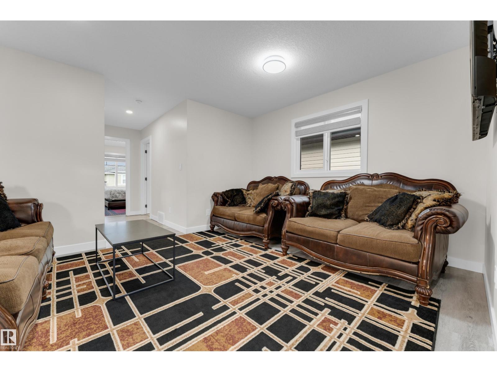 6019 180 Av Nw Property Photo 22
