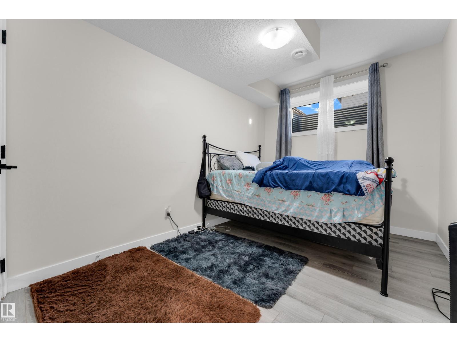 6019 180 Av Nw Property Photo 40