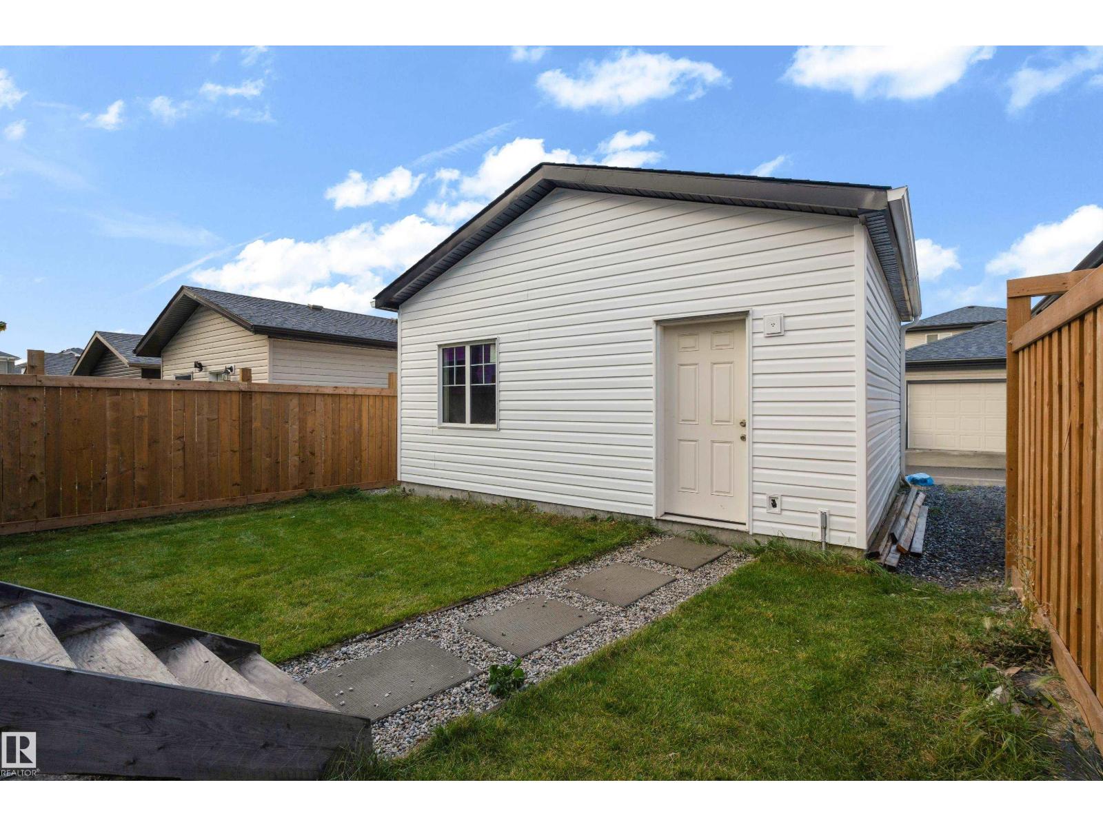 6019 180 Av Nw Property Photo 43