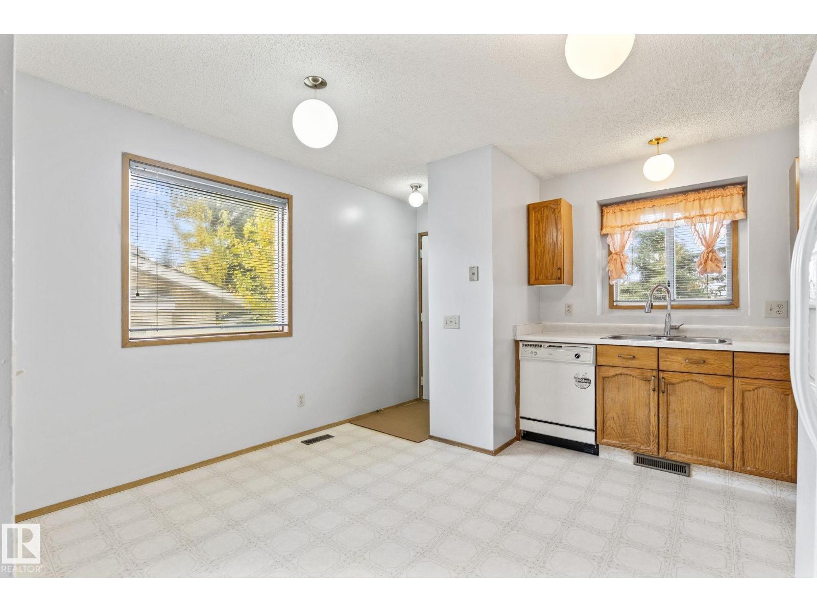 1416 49a St Nw Property Photo 11