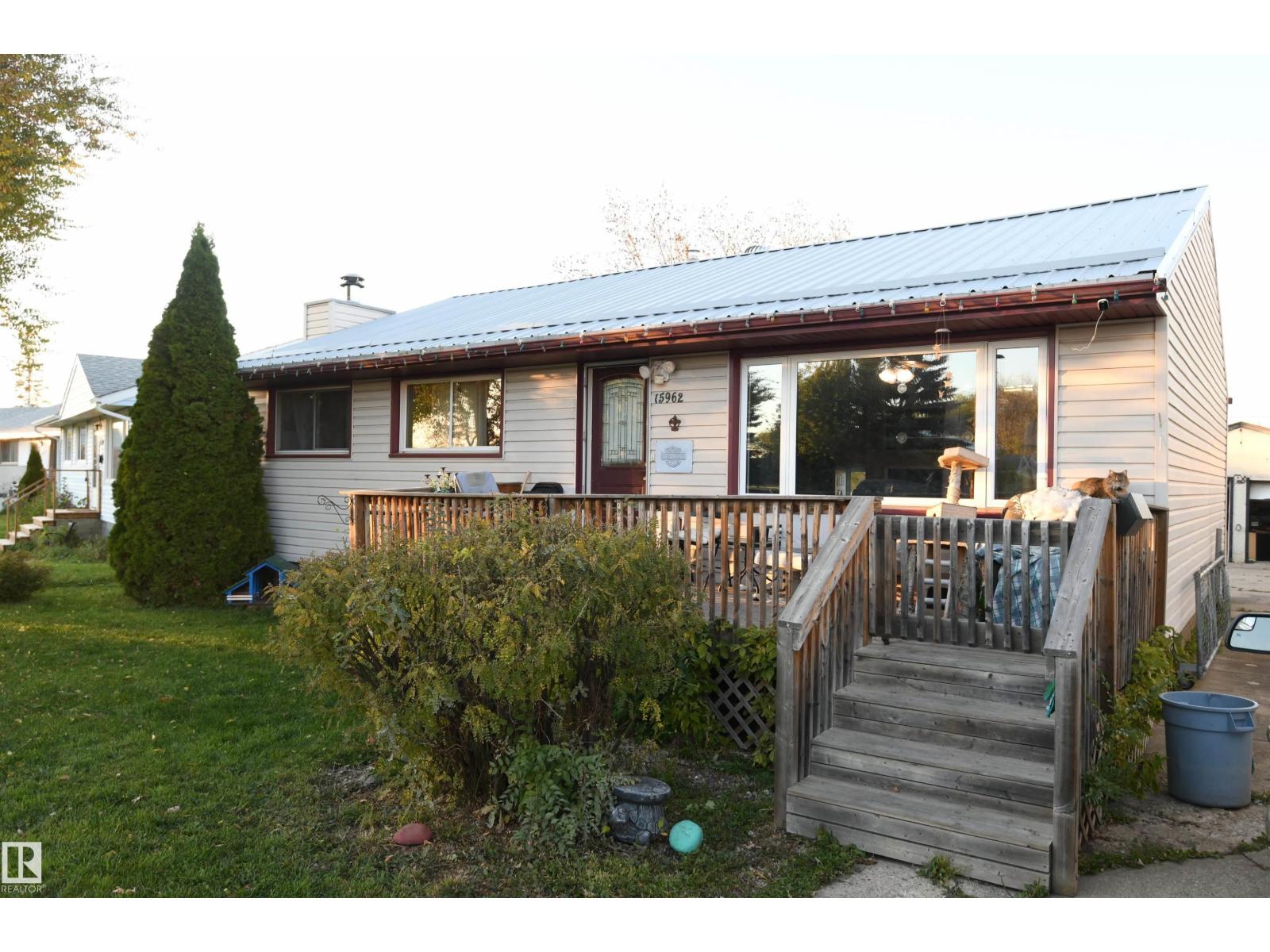15962 106 Av Nw Property Photo 1
