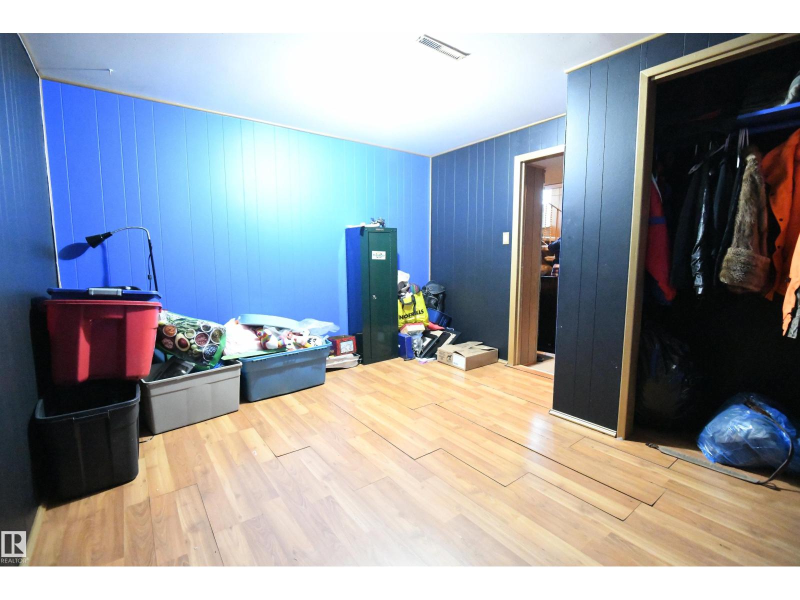 15962 106 Av Nw Property Photo 19