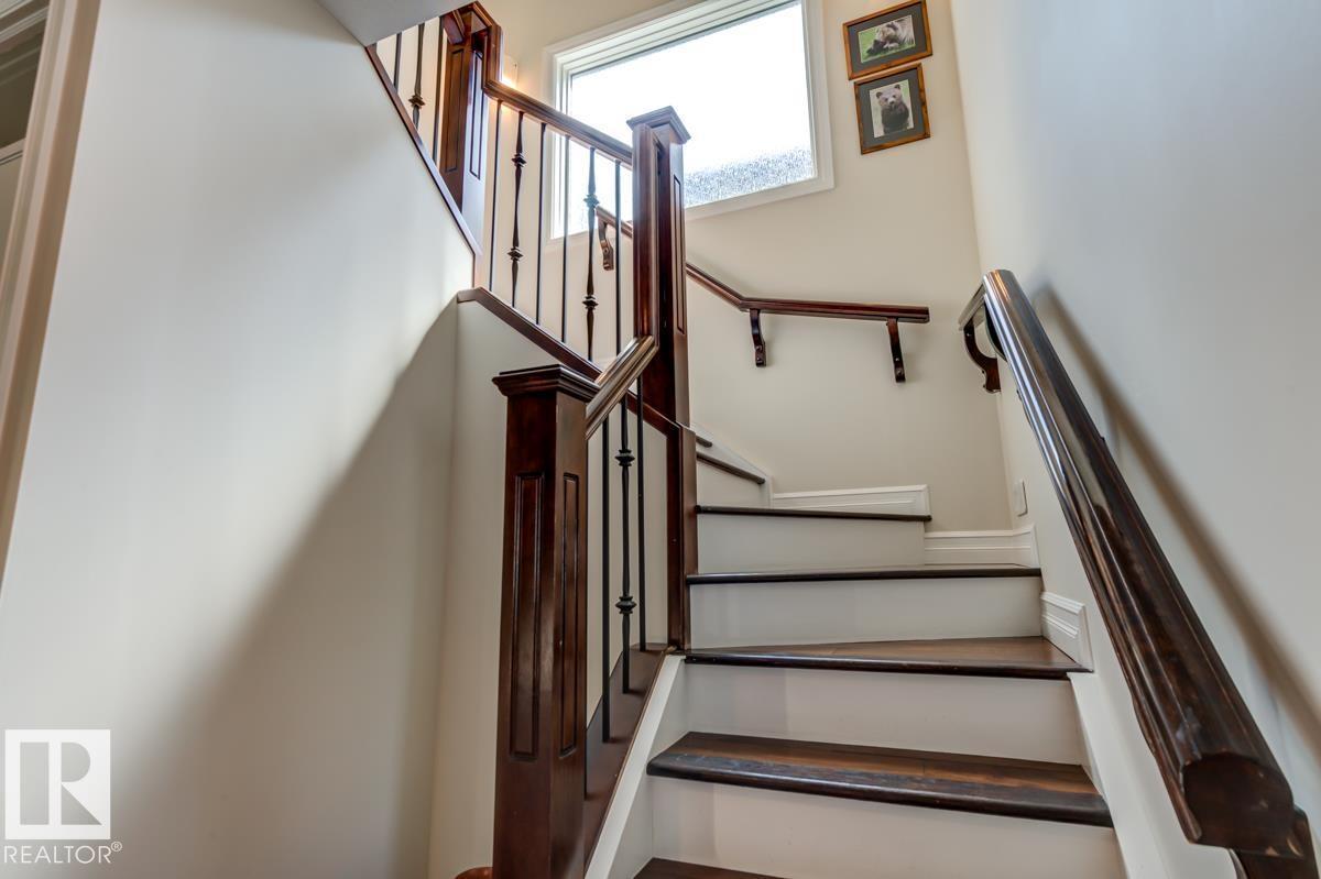 8935 84 Av Nw Property Photo 16