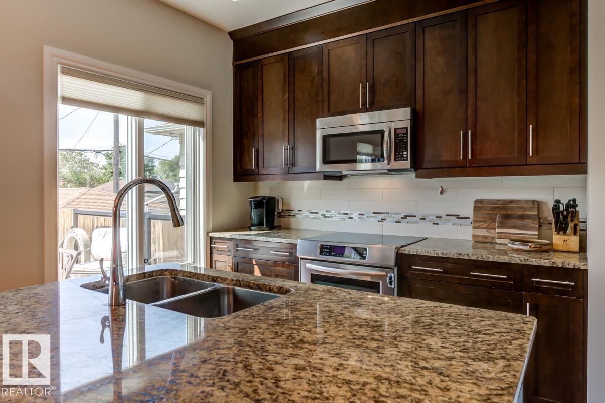 8935 84 Av Nw Property Photo 22