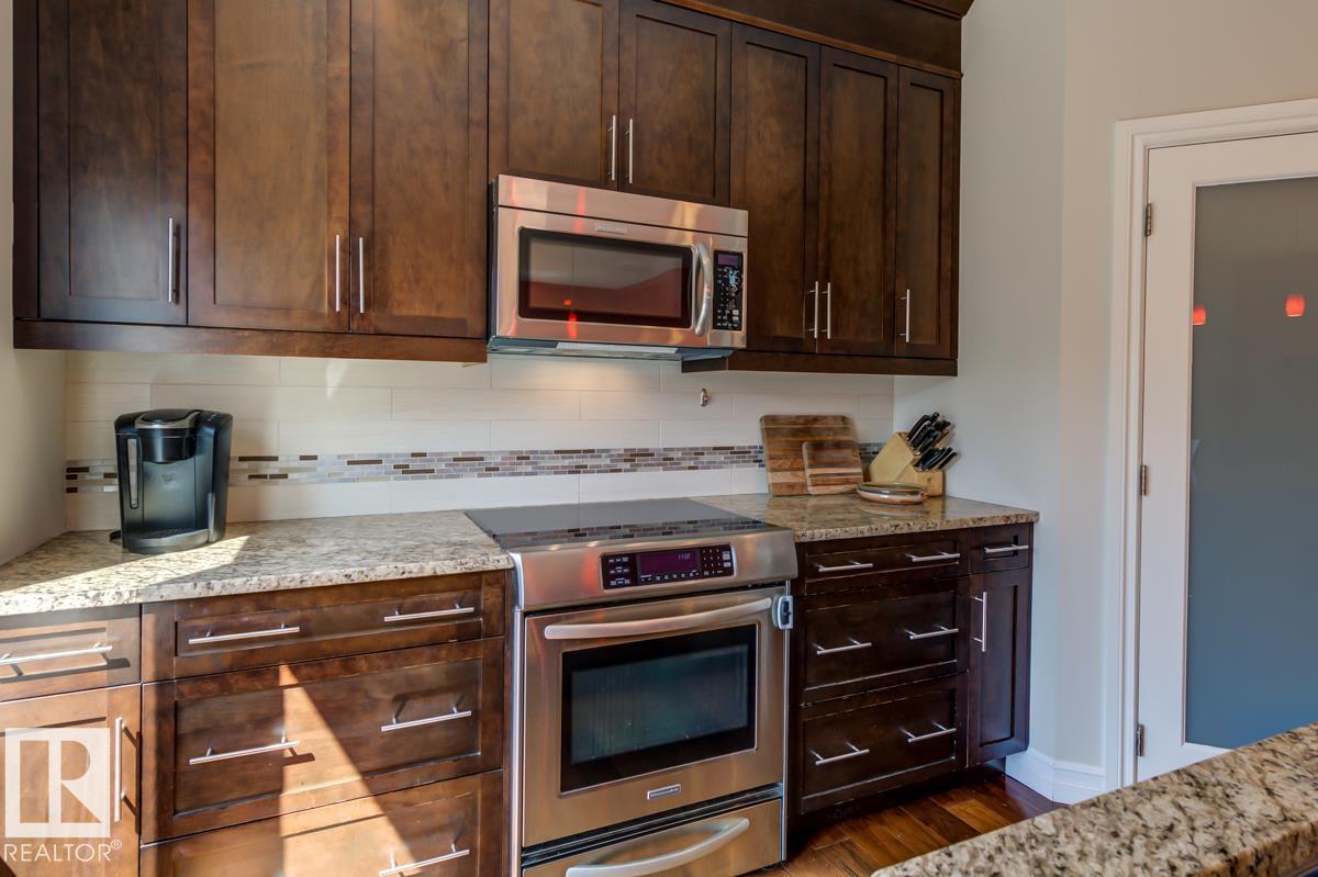 8935 84 Av Nw Property Photo 23