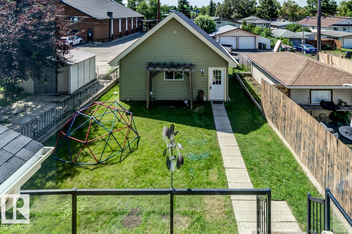 8935 84 Av Nw Property Photo 29