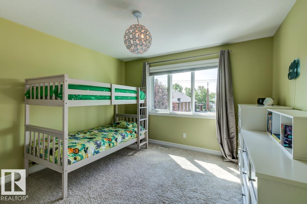 8935 84 Av Nw Property Photo 31
