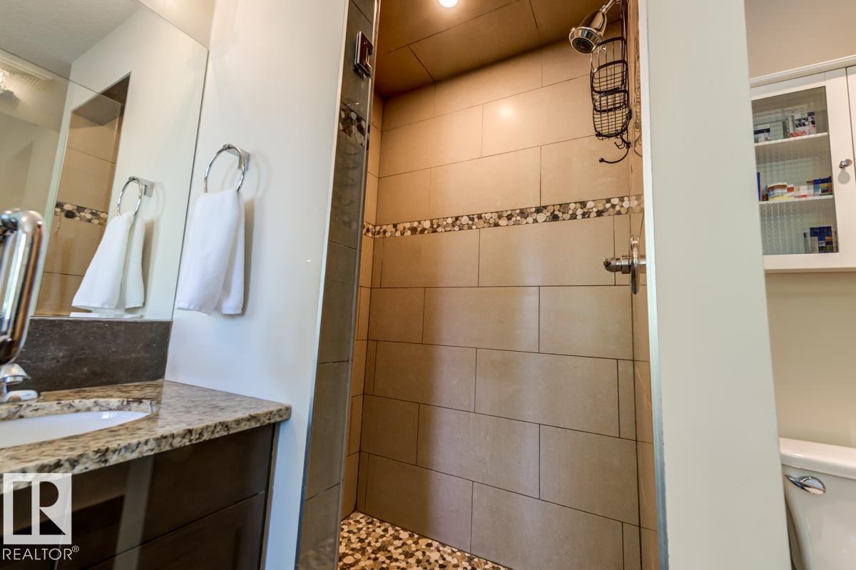 8935 84 Av Nw Property Photo 42