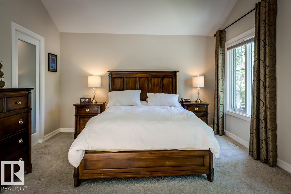 8935 84 Av Nw Property Photo 45