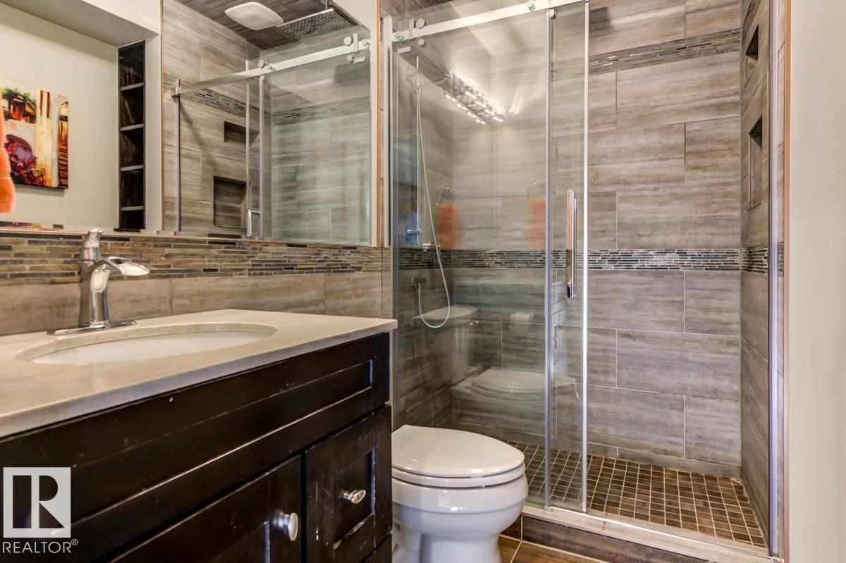 8935 84 Av Nw Property Photo 50