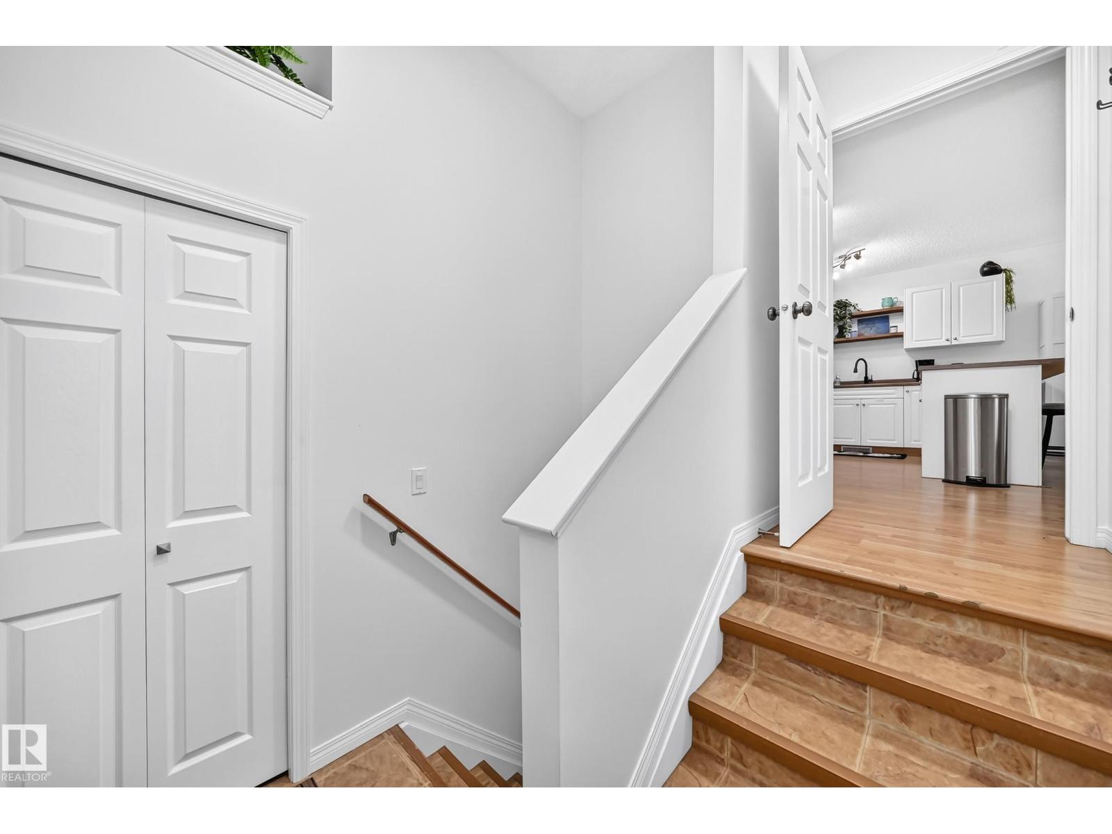 10015b 97 Av Property Photo 24