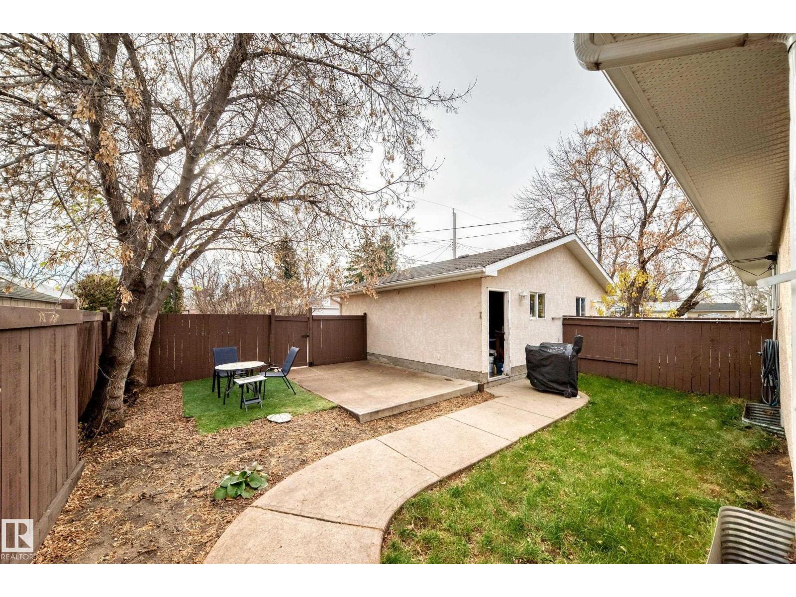 10015b 97 Av Property Photo 31