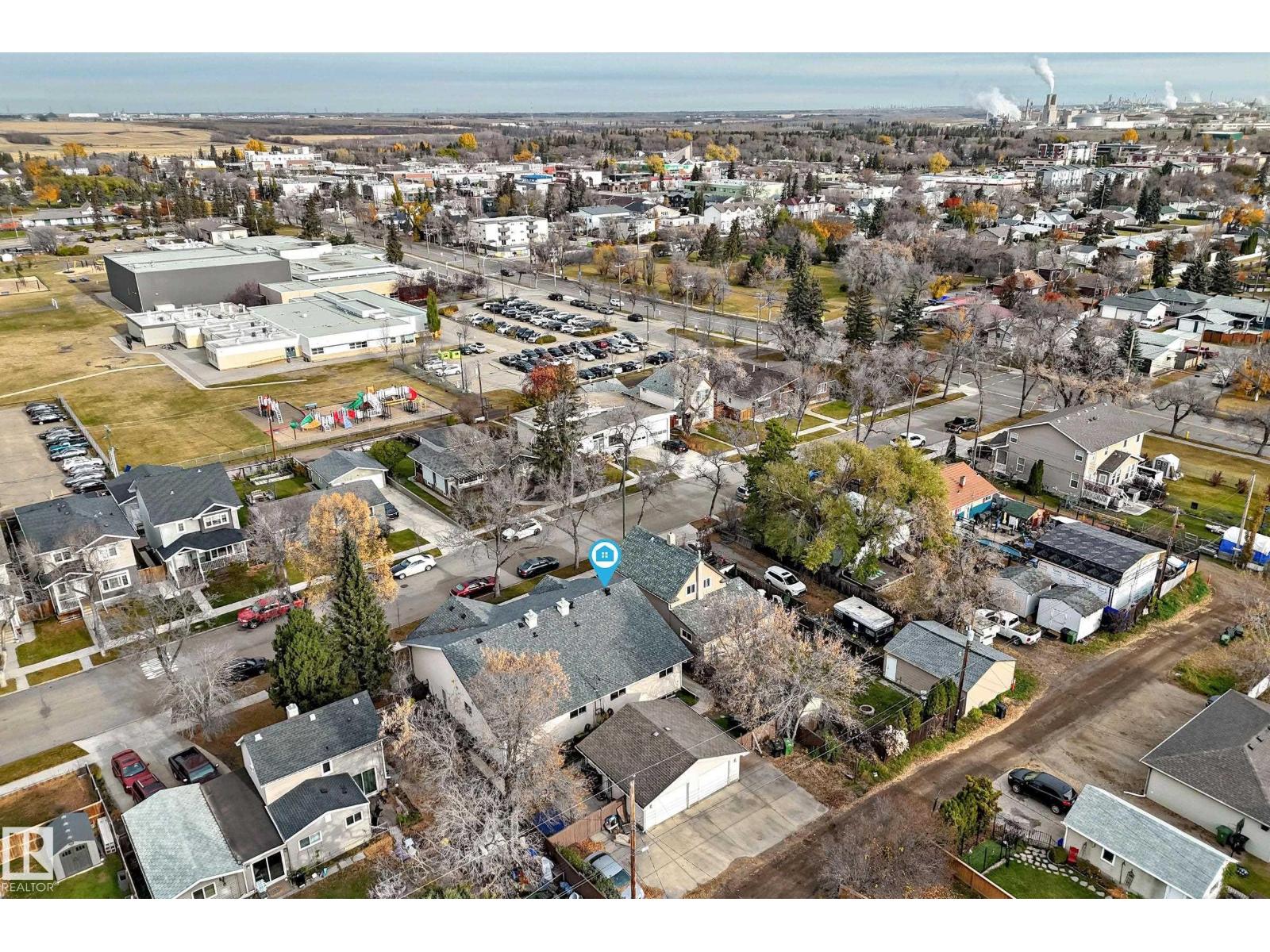 10015b 97 Av Property Photo 44
