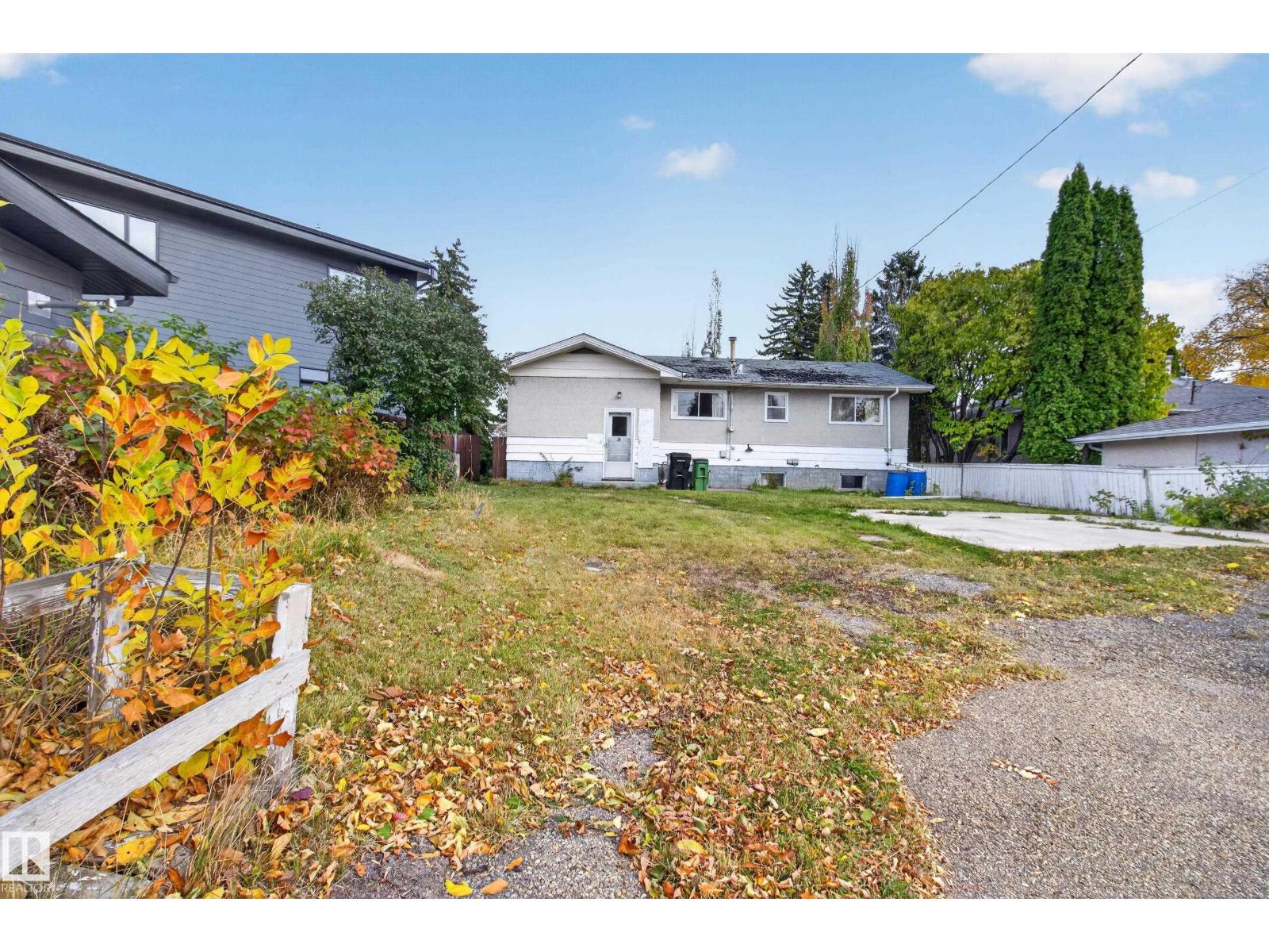 6321 104 Av Nw Property Photo 36