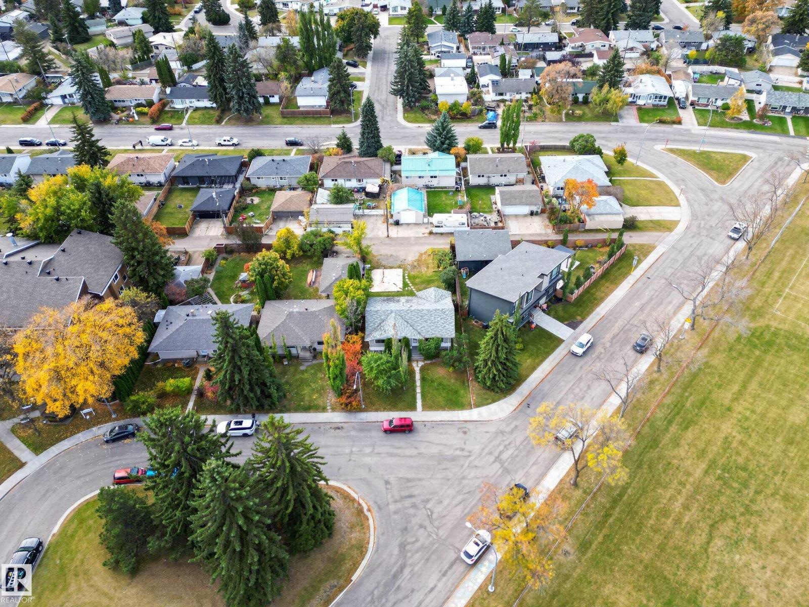 6321 104 Av Nw Property Photo 41