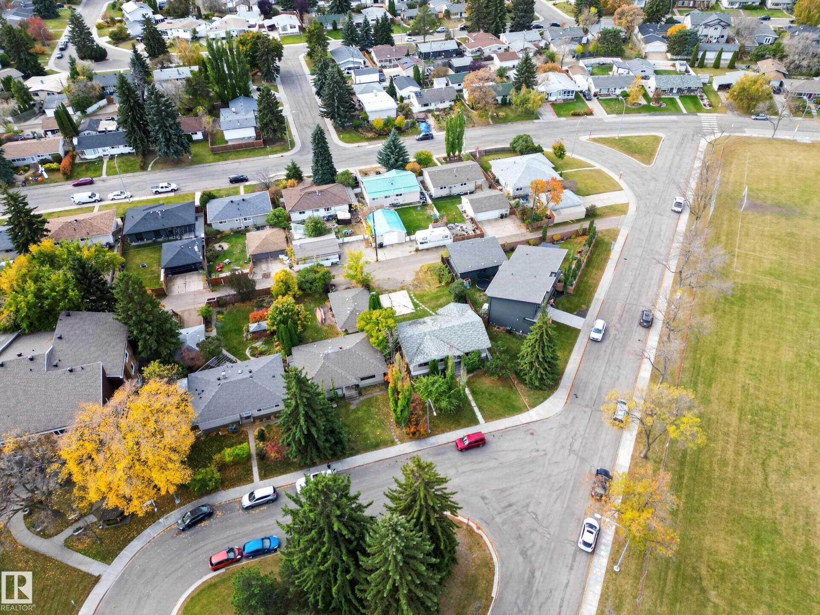 6321 104 Av Nw Property Photo 42