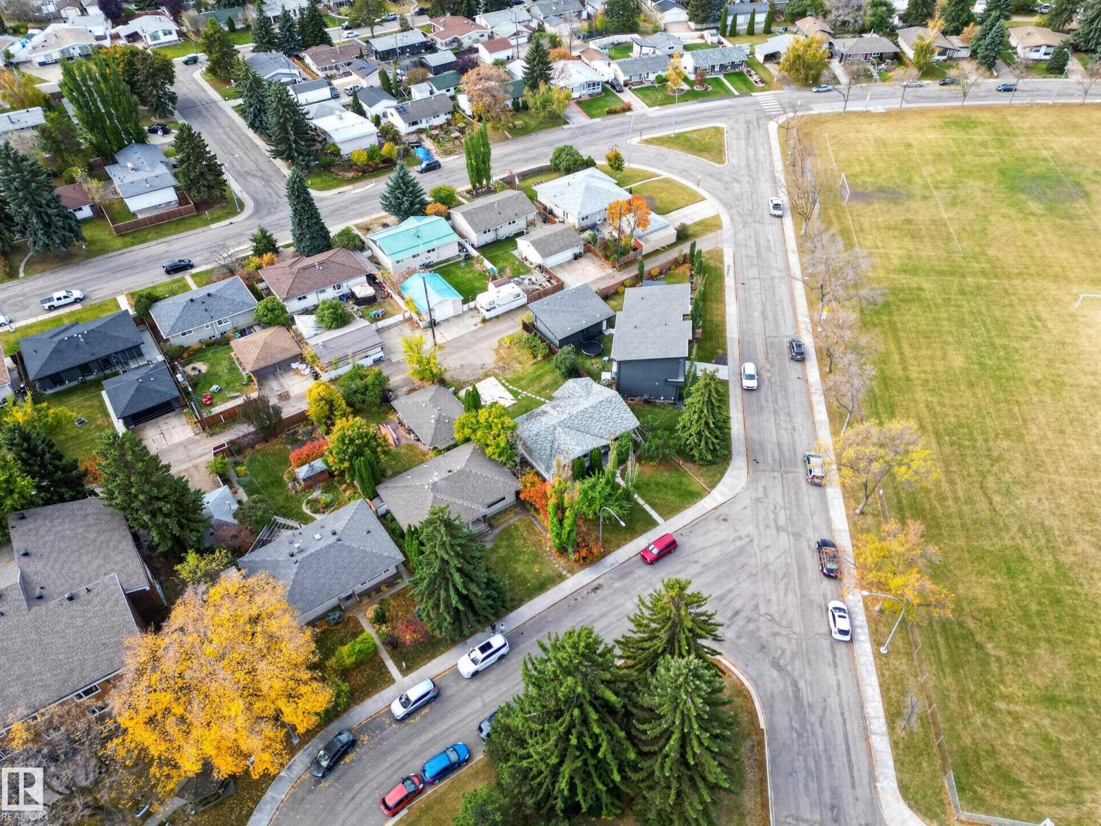 6321 104 Av Nw Property Photo 43