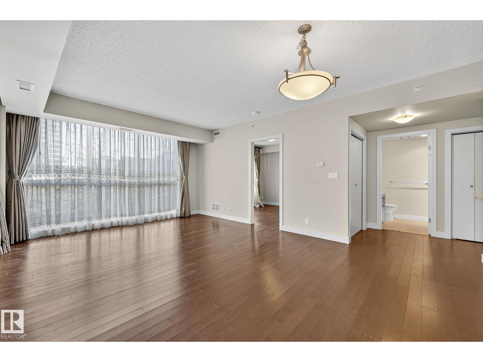 #203 10046 117 St Nw Property Photo 11