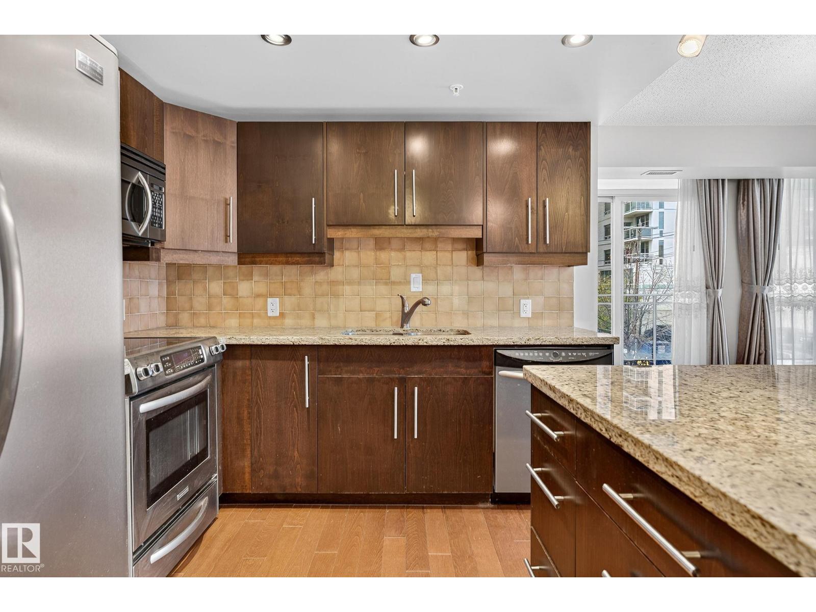 #203 10046 117 St Nw Property Photo 16