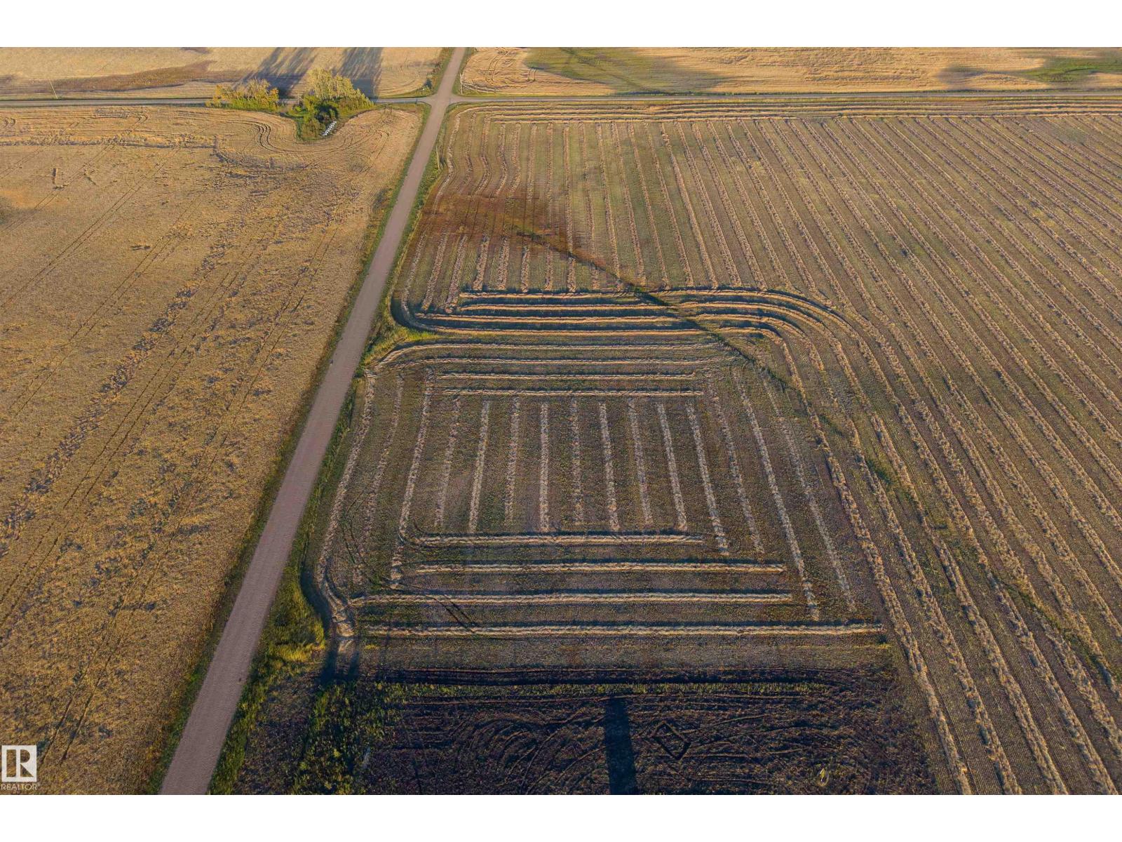 Rge Rd 261 Twp Rd 570 Property Photo 5