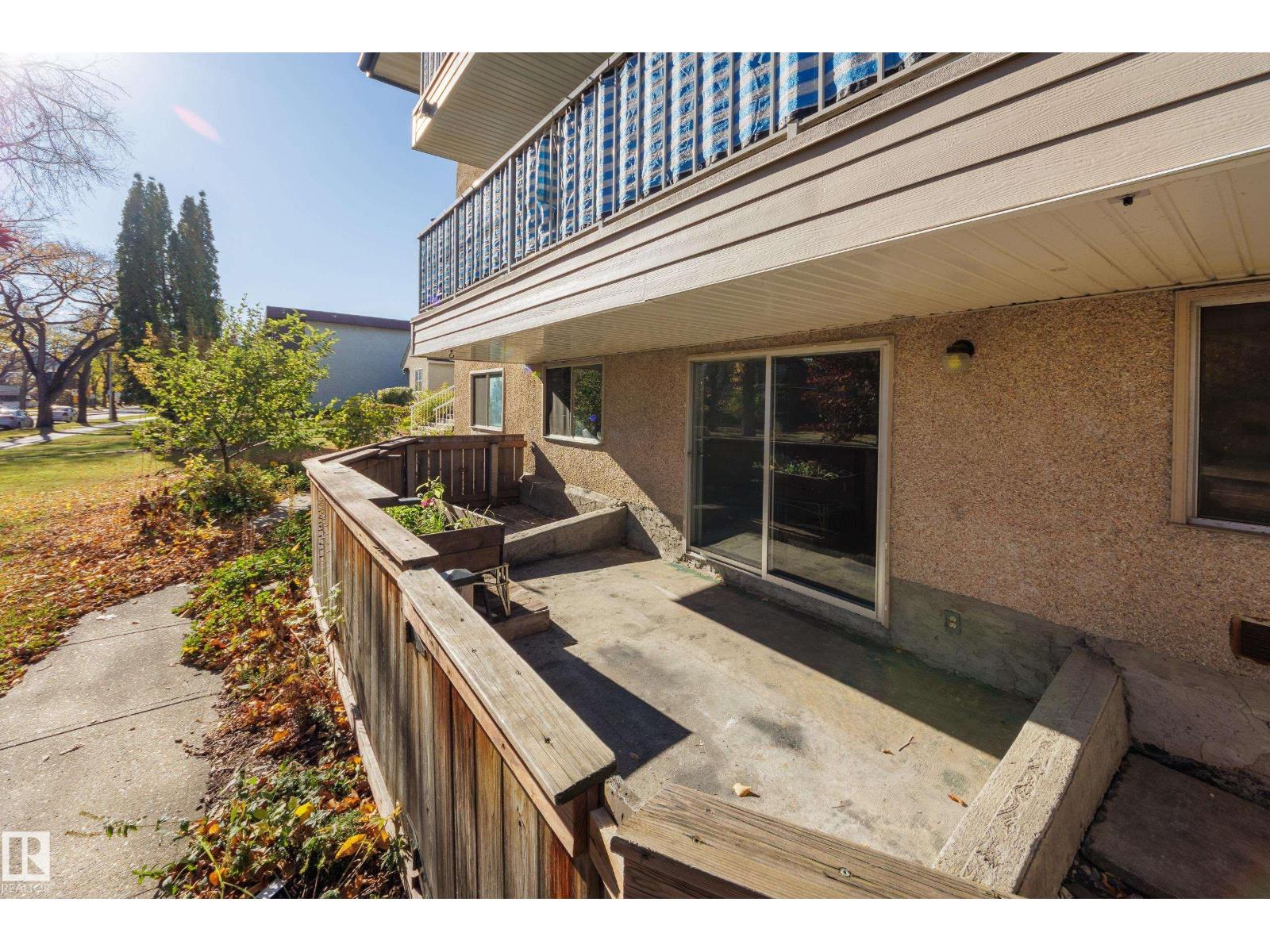 #4 10836 116 St Nw Property Photo 3