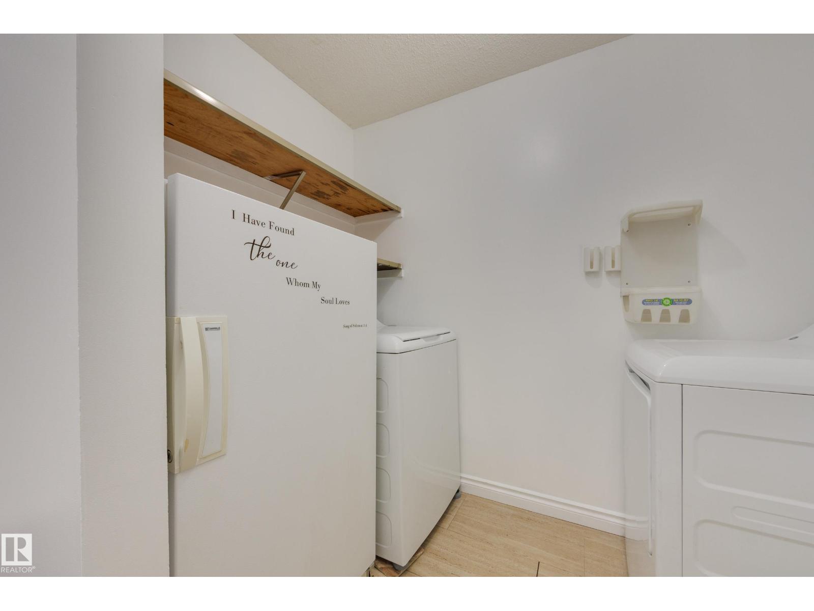 #4 10836 116 St Nw Property Photo 23