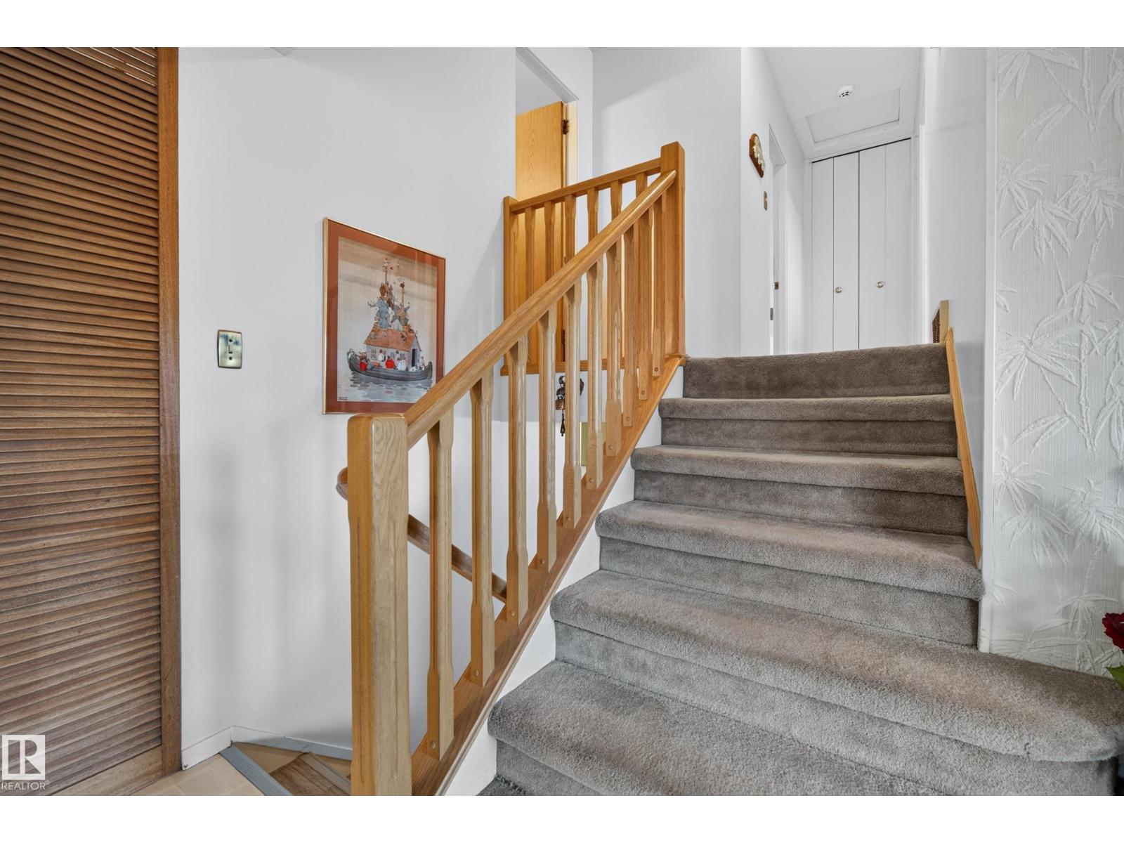 9011 157 St Nw Property Photo 28
