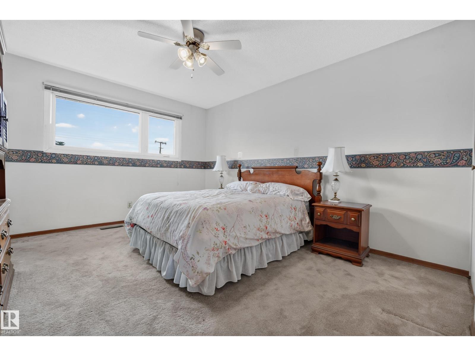 9011 157 St Nw Property Photo 31