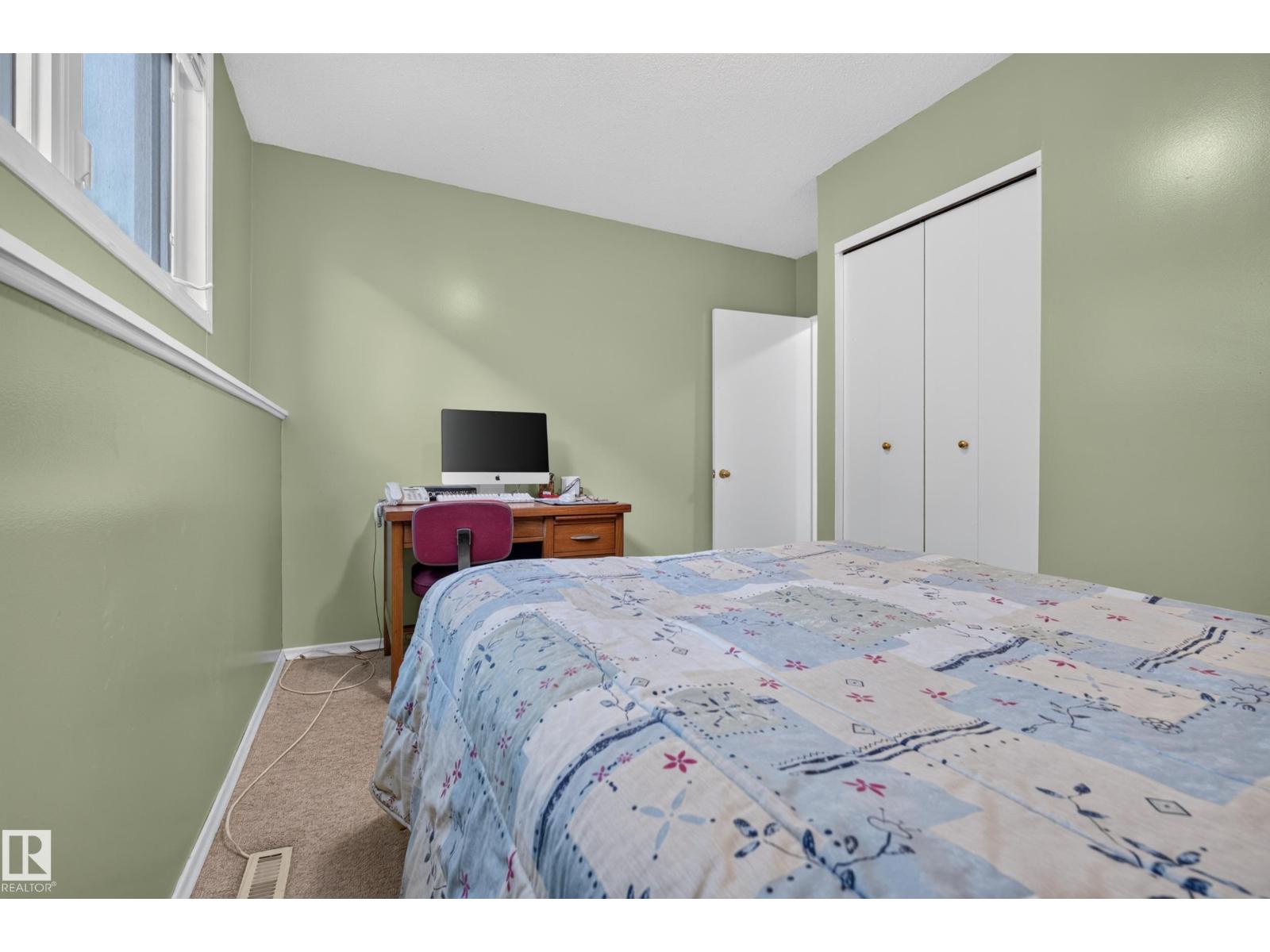 9011 157 St Nw Property Photo 45