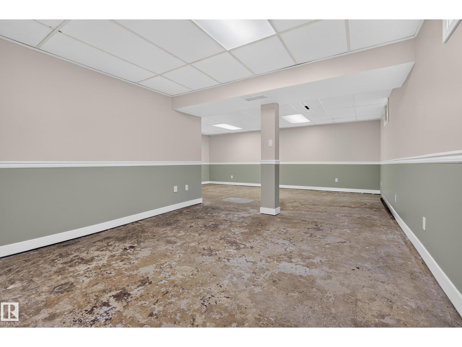9011 157 St Nw Property Photo 51