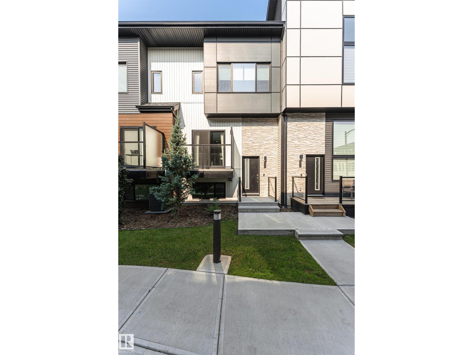 #17 1729 Keene Cr Sw Property Photo 2