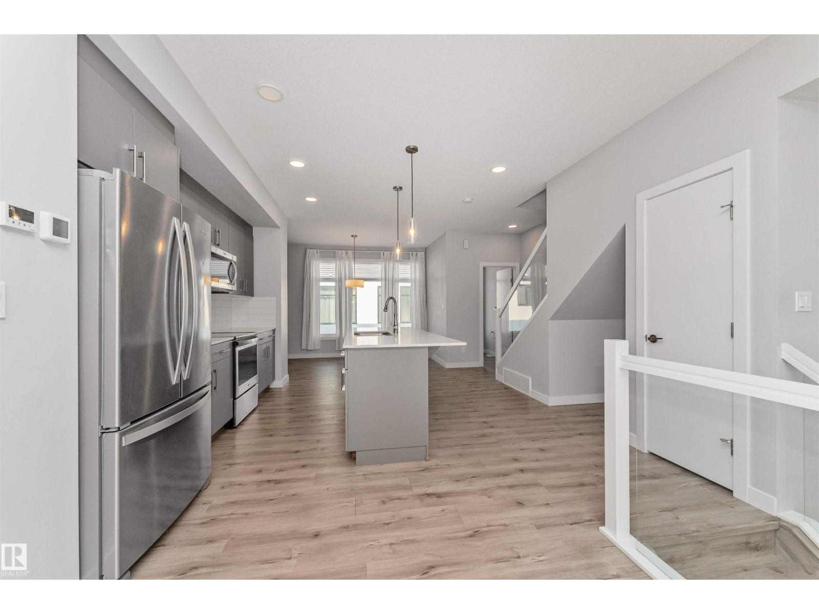 #17 1729 Keene Cr Sw Property Photo 16